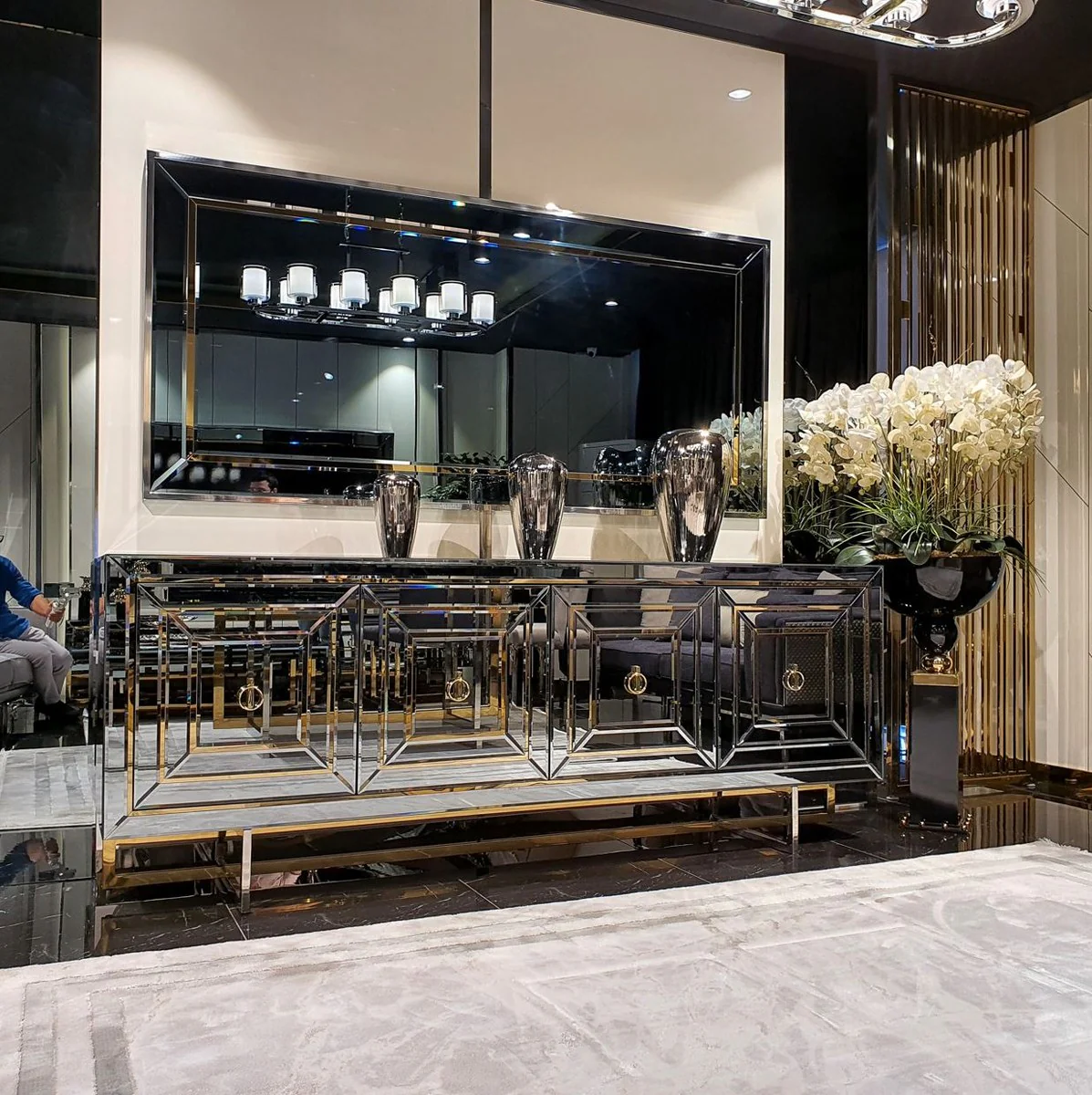 Luxury wall mirror silver / gold 210 x 4 x H. 130 cm - Rectangular living room mirror - Luxury furniture