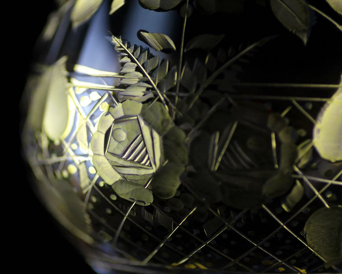 Luxury baroque champagne glass gold Ø 7 x H. 24.5 cm - handmade and hand-engraved champagne glass - hotel & restaurant accessories - luxury quality