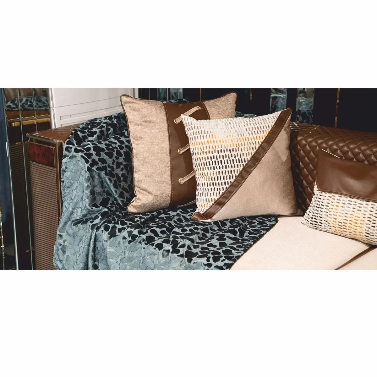 Luxury Sofa White / Brown / Gray / Gold 285 cm - Living Room & Hotel Furniture