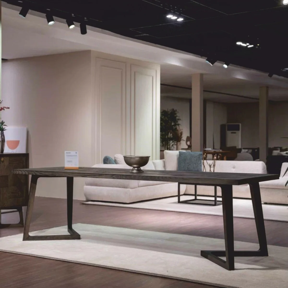 Luxury Dining Room Set Brown / Cream - 1 Dining Table and 6 Dining Chairs - Luxury Furniture