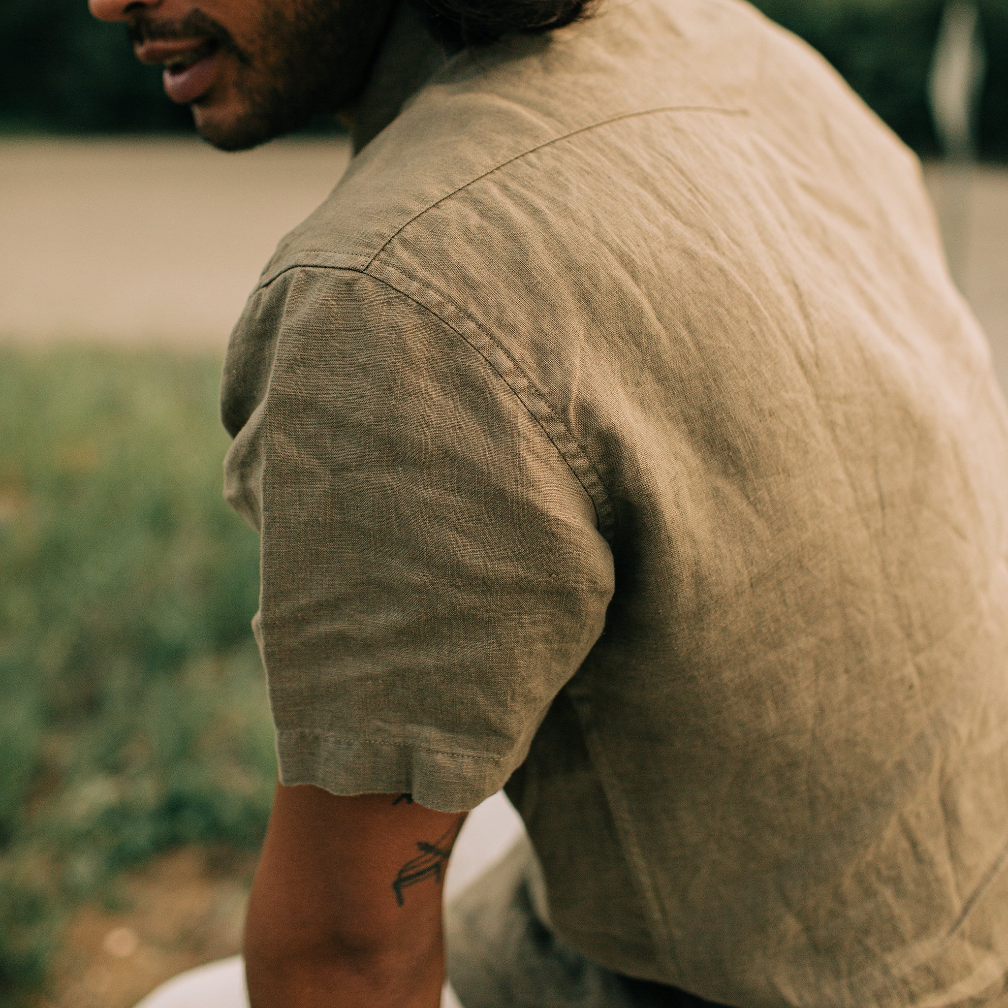 The Short Sleeve Western in Olive Linen