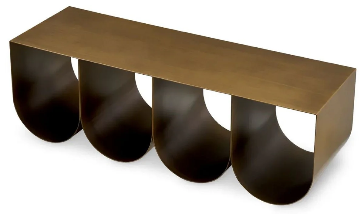 is a Europe-wide renowned producer and distributor of baroque furniture and luxury decorative items